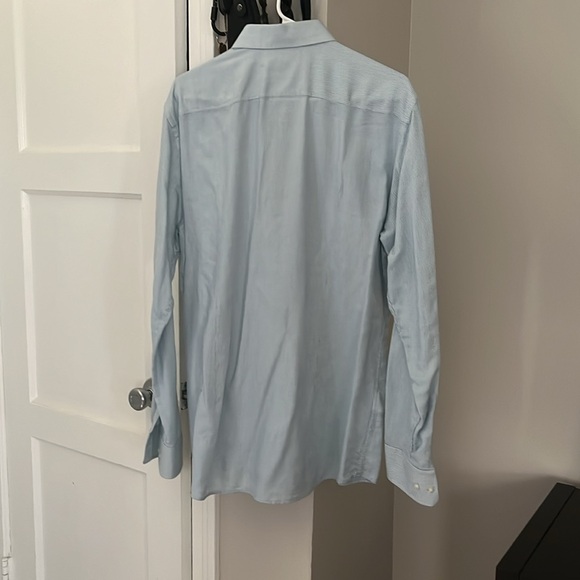 Hugo Boss Men’s Button Up - Picture 2 of 5